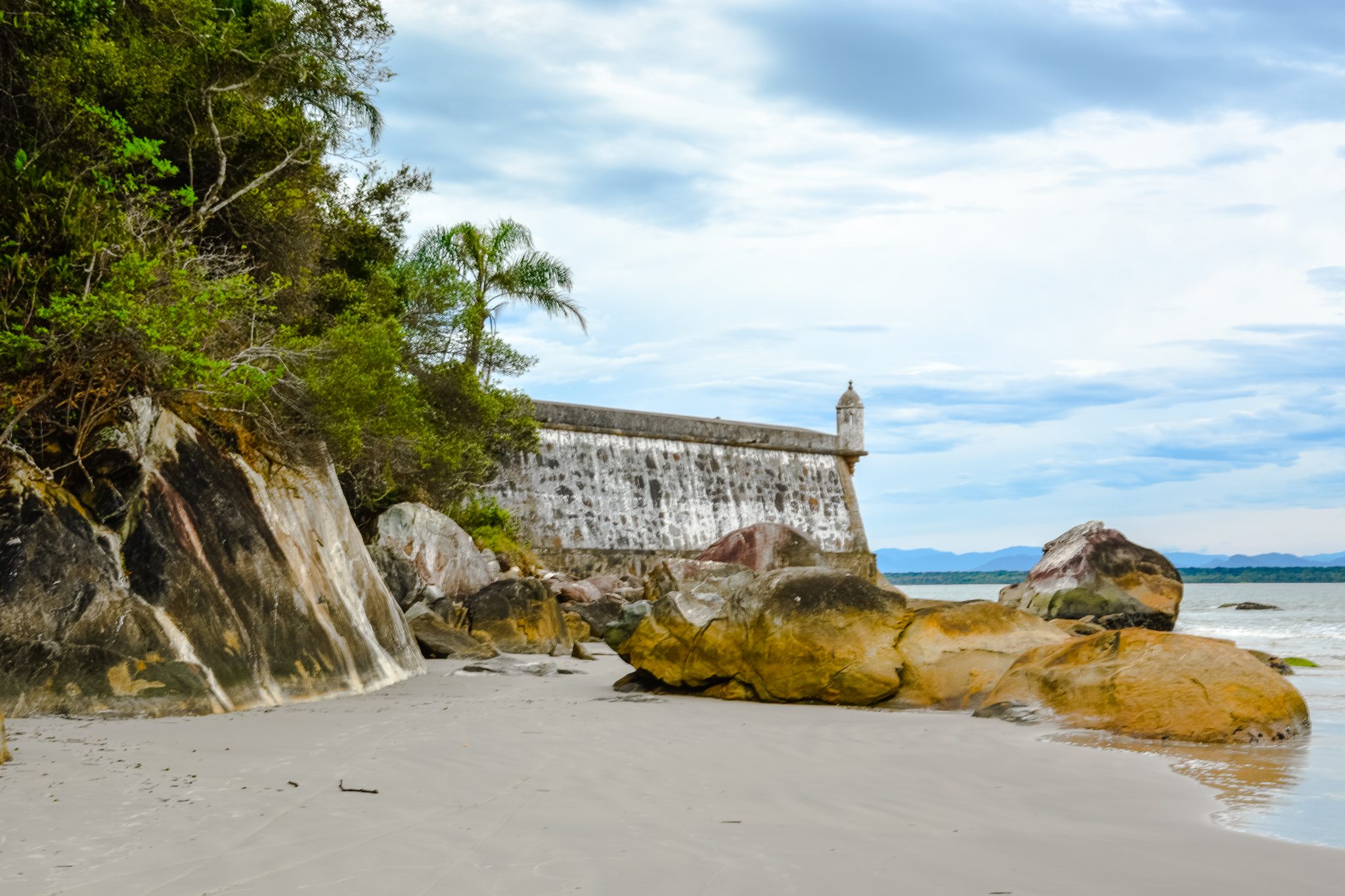 Foto da Casa Beira Mar - forte-ilha2.jpg